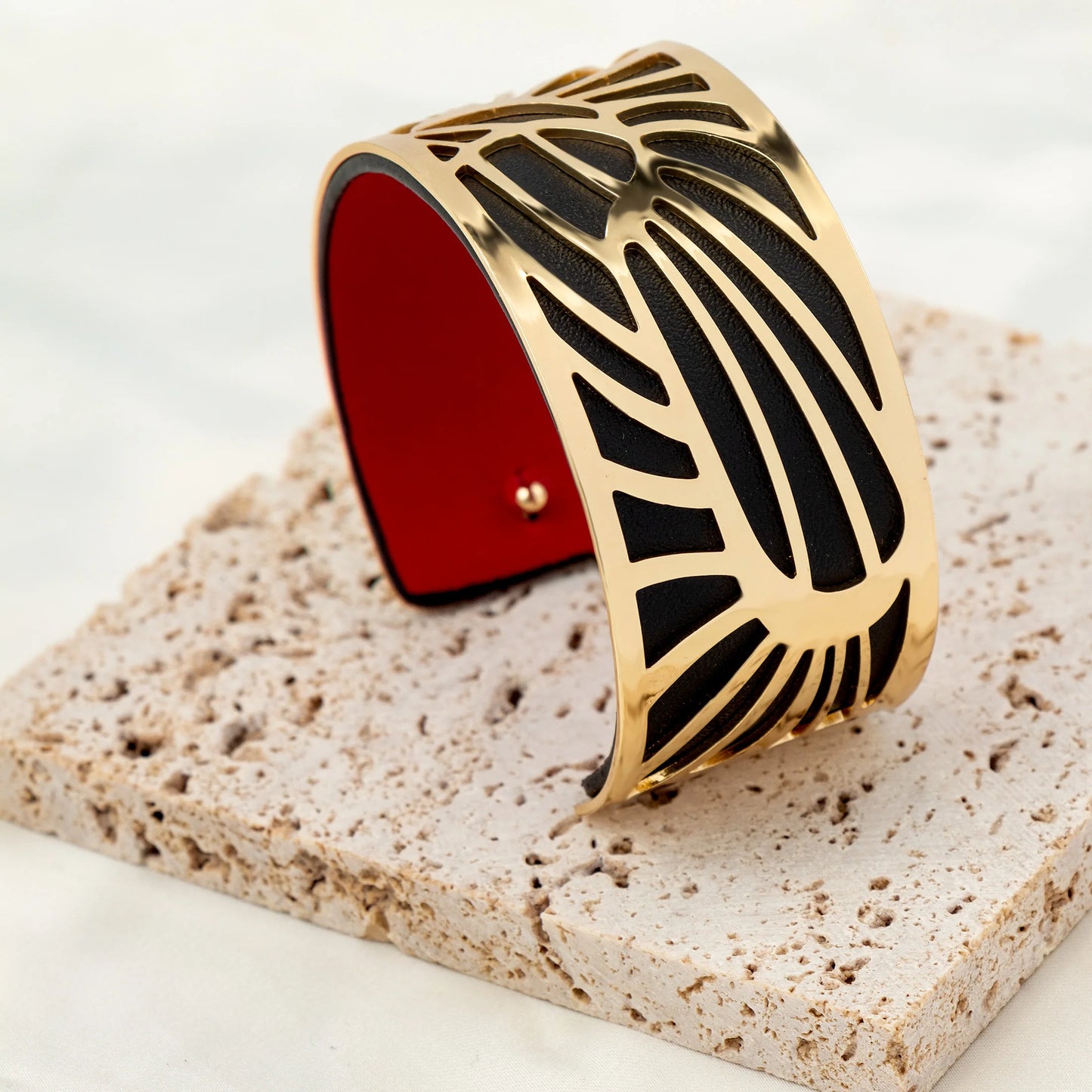 Bracelet Manchette C-Shape Doré – Acier Inoxydable Femme