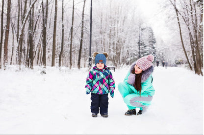 3 in 1 Winter Hat and Scarf Gloves Set, Knitted Warm Neck Warmer with Lining, Children's Winter Hat with Pompom, Winter Set for Girls and Boys 2-6 Years