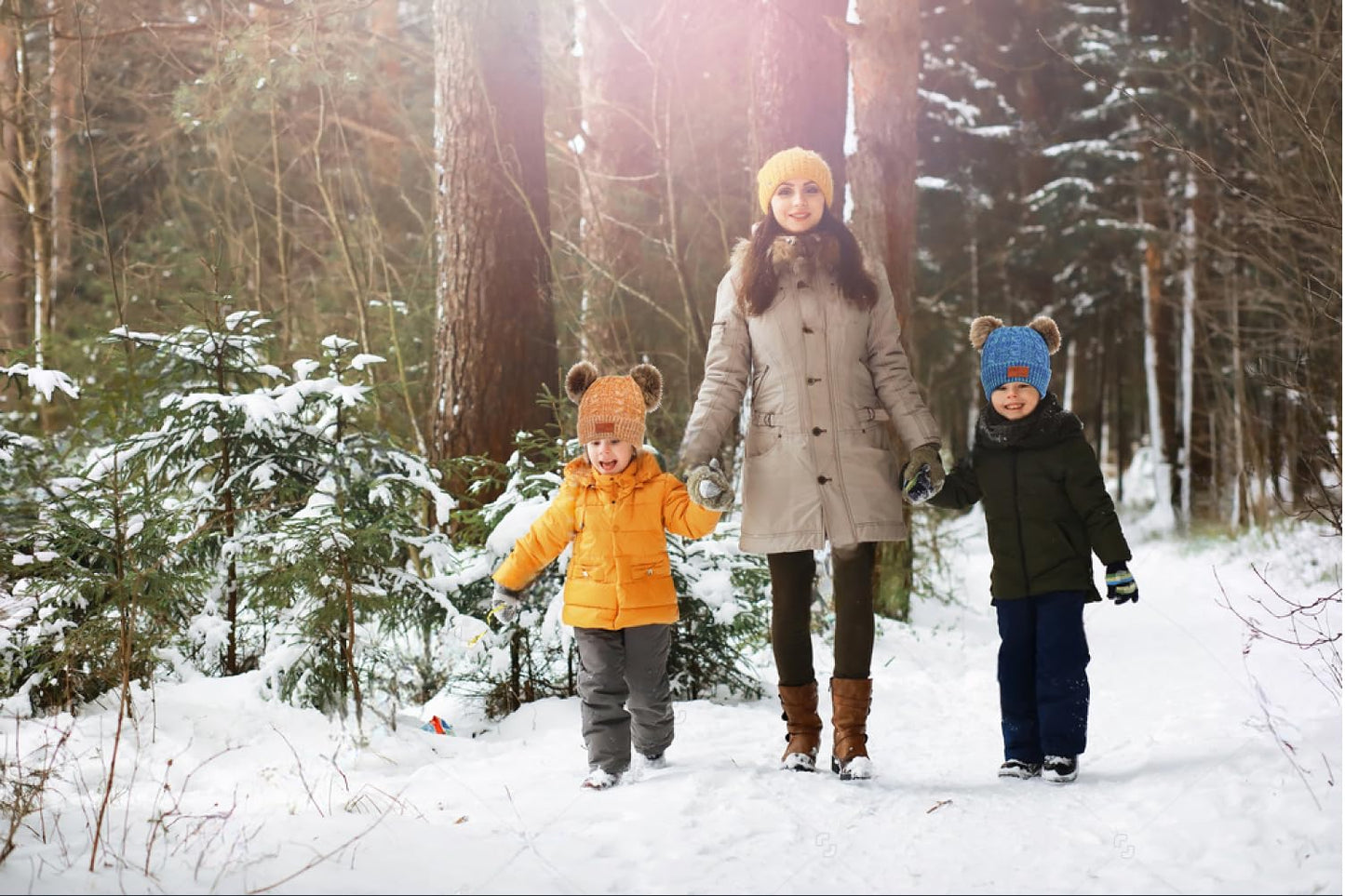 3 in 1 Winter Hat and Scarf Gloves Set, Knitted Warm Neck Warmer with Lining, Children's Winter Hat with Pompom, Winter Set for Girls and Boys 2-6 Years