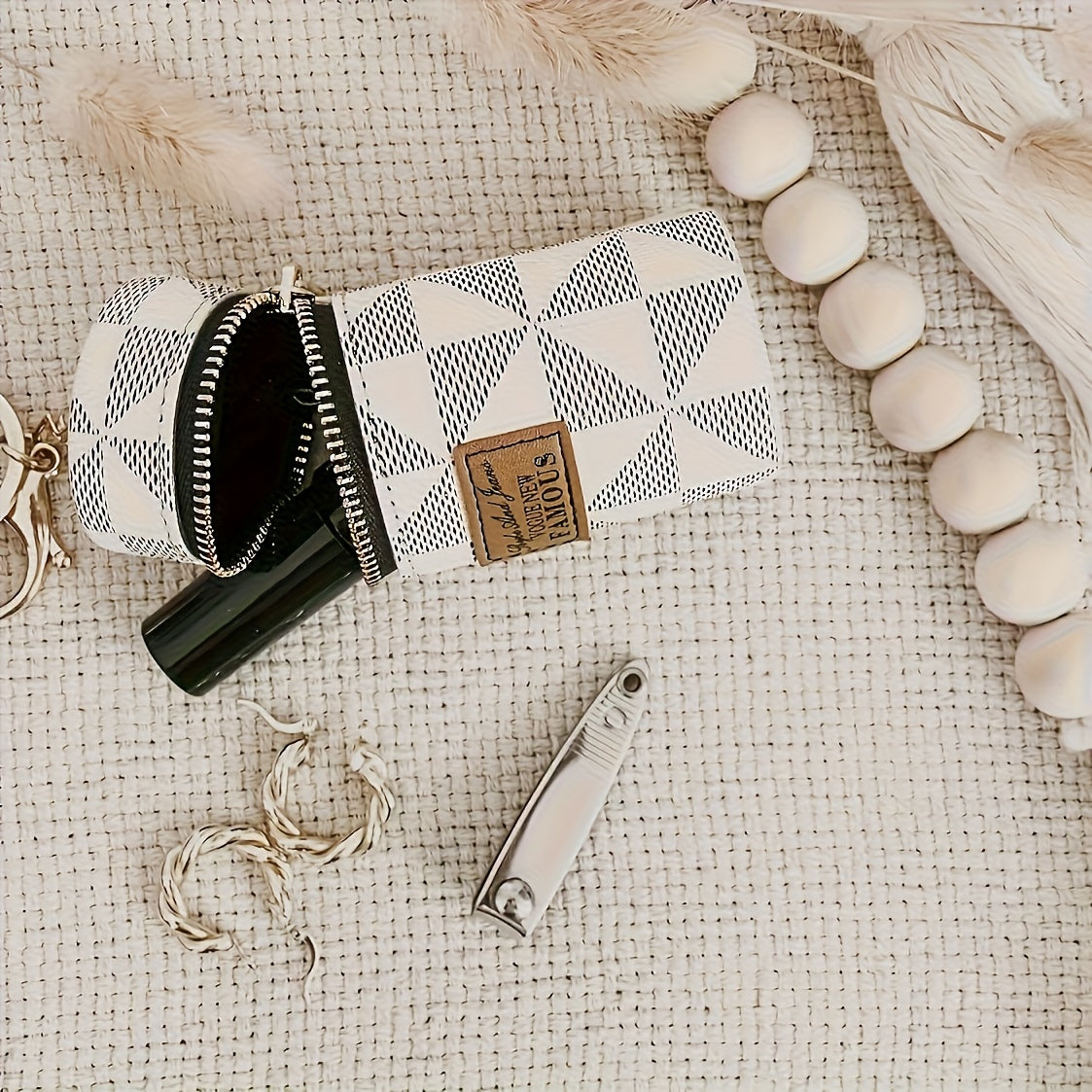 Mini porte-monnaie zippé femme – Accessoire compact et pratique